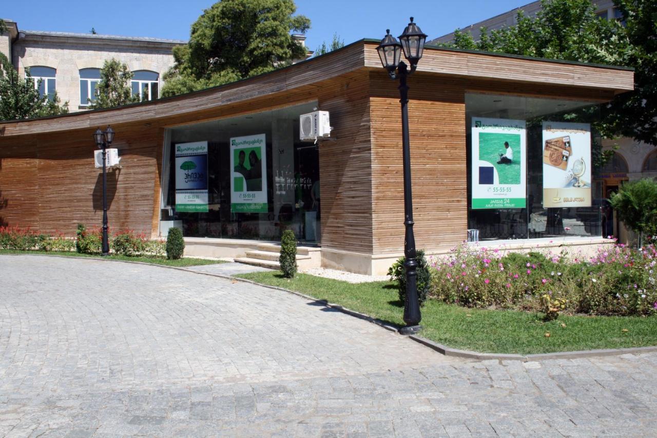 Park Hotel Kutaissi Exterior foto
